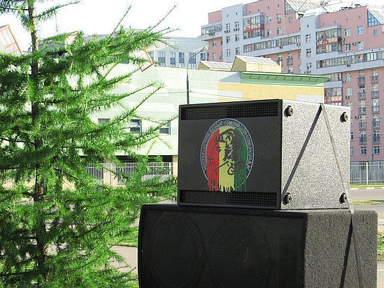 02.jpg