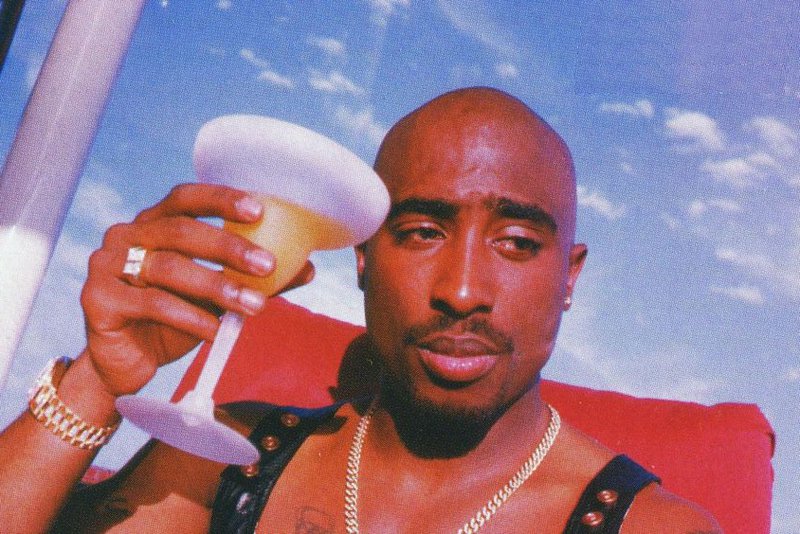 2pac.jpg