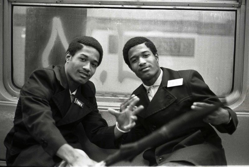 3-Jamel-Shabazz-Twin-1-Twin-2-Brooklyn-NYC-1980-copyright-Jamel-Shabazz-courtesy-Galerie-Bene-Taschen.jpg